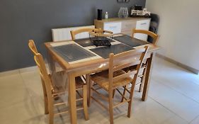 petite maison en pierre au coeur du Périgord noir
