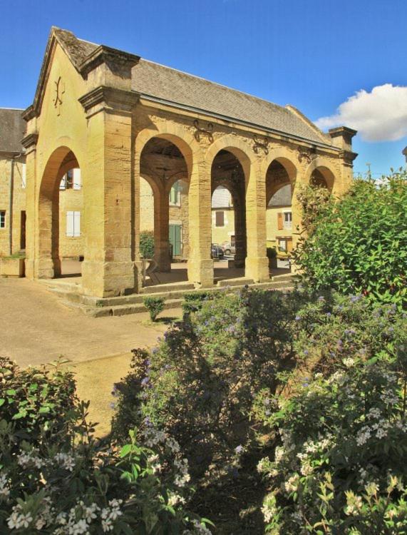 Villa petite maison en pierre au coeur du Périgord noir à Salignac Eyvigues Extérieur photo